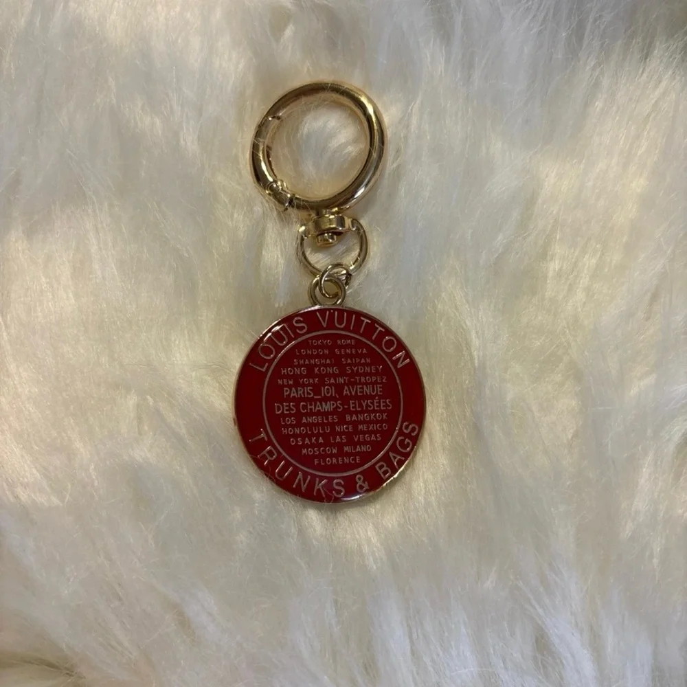 Multicolor Reversible Trunks & Bags Keychain/Bag Charm - Picture 9 of 10